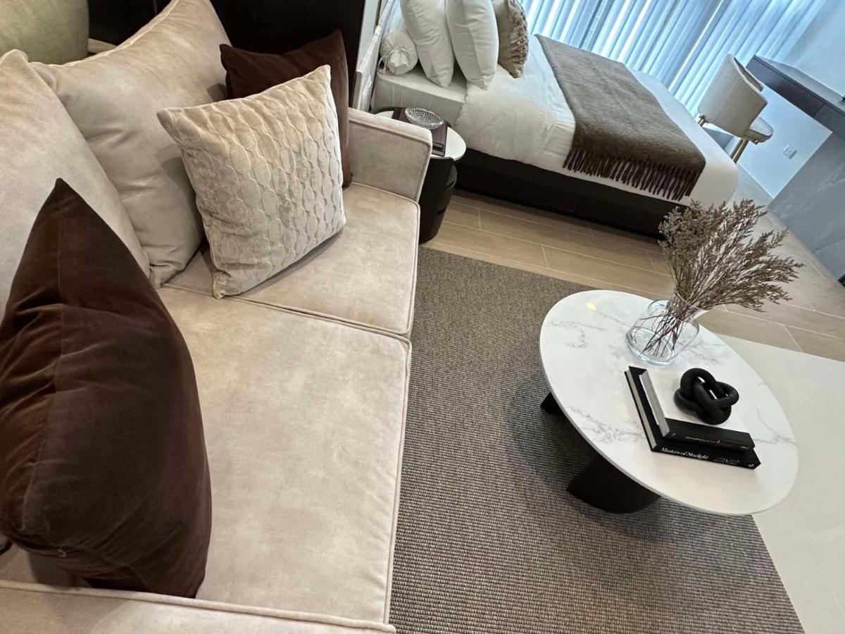 Uptown Parksuites Bgc Taguig Esterno foto
